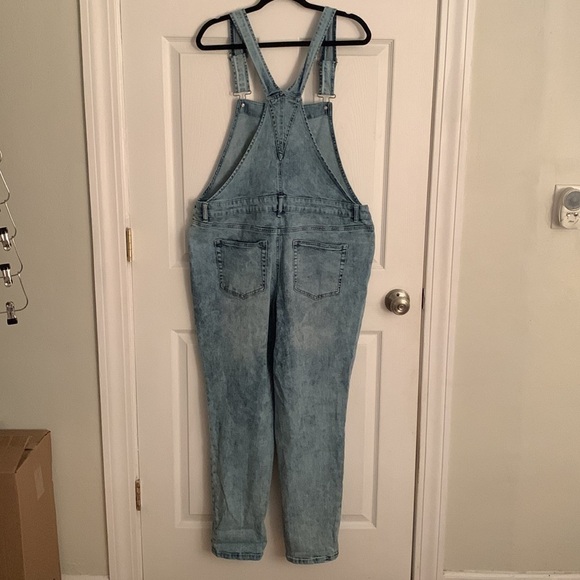 Maurices Denim Faded & Distressed Overalls Size 16R - Picture 3 of 12